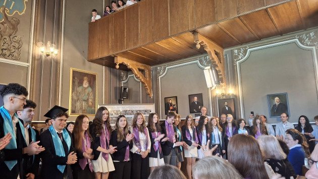 169, Braşov, Şaguna: Prima promoţie a  primului colegiu de stat din ţară care a introdus Bacalaureatul Internaţional 