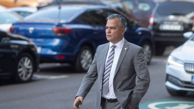 În 3, nu 10 zile: Premierul desemnat urmează să ceară mâine votul Parlamentului 