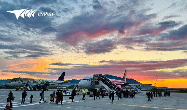 1.000.000 de pasageri, în curând la Aeroportul Braşov. Se trece de la 3 la 6 aeronave simultan, negocieri în curs pentru noi destinaţii - Chişinău, Bruxelles, Istanbul, Tel Aviv