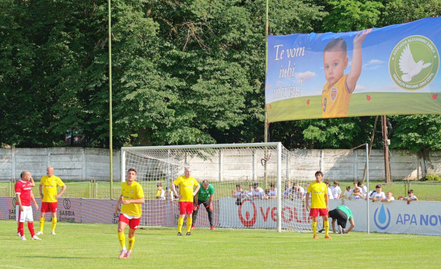 5.000 de oameni au fost prezenţi la memorialul „Alexandru Ganea”