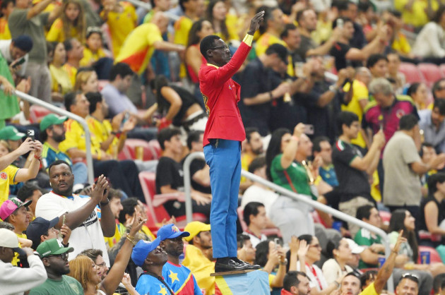 „Statuia vie” a ajuns la Mondial