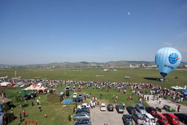 Complex rezidenţial, la 1 kilometru de aerodromul din Sânpetru. 56 de mini-blocuri la Bod, 65.399.110 lei