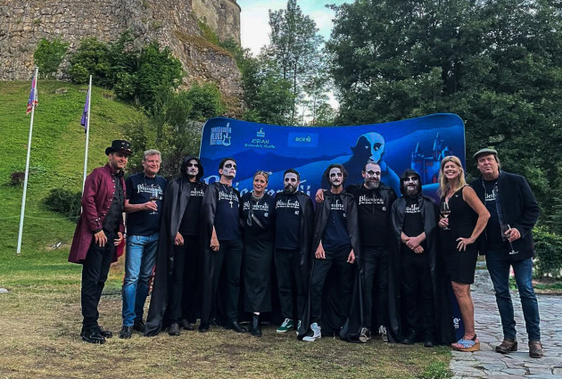 Blüesferatü – Eine Symphonie des Blues revine la Castelul Bran, cu o anumaţie nouă şi... un vin de colecţie 