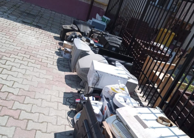 Locuitorii din Feldioara, aşteptaţi să se debaraseze aparatele electrice inutile