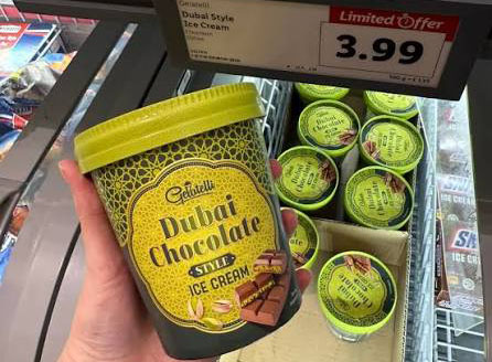 Lidl: Un lot de înghețată, retras din cauza nucilor caju
