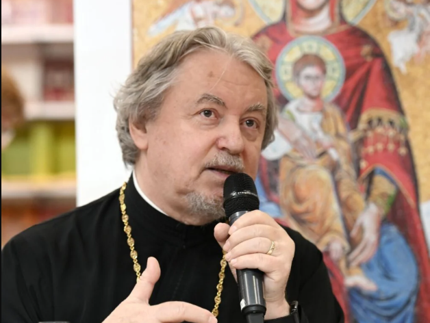 Biserica îşi pregăteşte o nouă generaţie de comunicatori