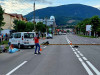I-a murit sub ochi fratele geamăn. Un microbuz de la Transbus Codreanu a schimbat brusc direcţia de mers, doborând motocicleta pe care se aflau cei doi