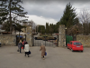 Casa mortuară de la Cimitirul Municipal Braşov, prea mică pentru numărul de ceremonii. Sunt şi zile cu 4 priveghiuri simultane