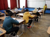 Standardele naţionale de evaluare pentru clasele I-VIII, puse în consultare. În sfârşit 