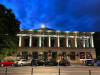 În Parcul Teatrului se va citi noaptea poezie