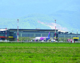 Aeroportul Braşov se judecă cu un fost lider sindical