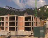 Se tem de următoarea furtună. Un şantier cu probleme în Şcheii Braşovului