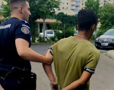 Pipăia tinere pe stradă