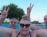 Şoşoacă, din piscină: risipiţi apa