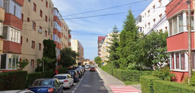 Ghimbăşenii de pe strada Victoriei, racordaţi în aceste zile la noua reţea de canalizare 