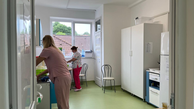 29 de paturi, angajaţi doar pentru 9: Singura secţie pentru  îngrijiri paliative de la un spital de stat din Braşov aşteaptă aprobarea Ministerului Sănătăţii pentru schema de personal