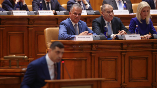 Simion îl acuză pe Veştea că ar fi încercat să rupă AUR
