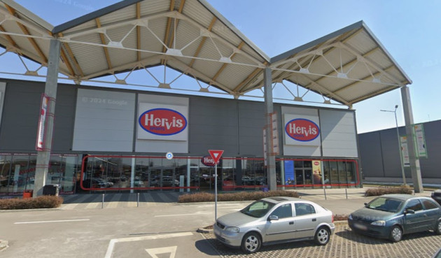 Magazinele Hervis trec la Sports Direct