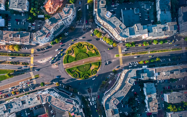 Brașovul îmbracă din nou tricoul de gazdă în Turul României! Descoperă traseul Etapei 4 spre Ploiești  