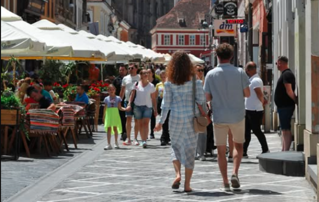 5.461 lei, salariul mediu în Braşov. Surpriza vine de la Timiş, care a devansat Clujul 