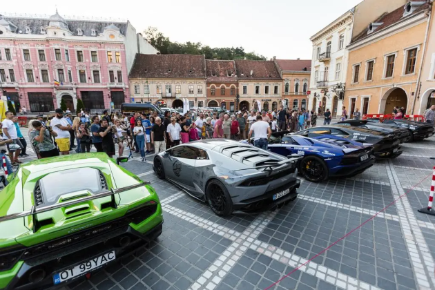 Transfăgărășanul, închis azi pentru o etalare a luxului pe 4 roți