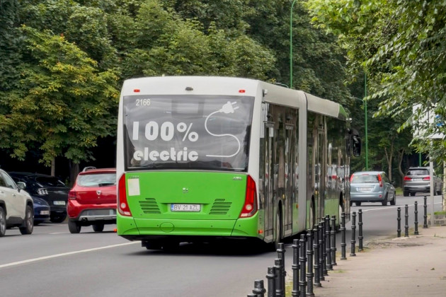 Încă 10 autobuze electrice în flota RATBV. Autonomie de 300 km/zi, vor deservi zona nouă a cartierelor Tractorul, Bartolomeu-Avantgarden şi Stupini