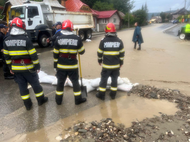 Ploile torențiale au făcut prăpăd pe Valea Prahovei