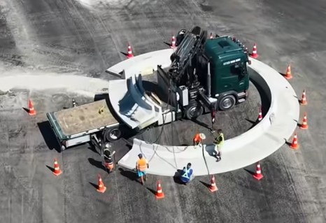 DN13: Circulați cu atenție în zona Feldioara. Se „ridică” girația DN13E - strada Octavian Goga