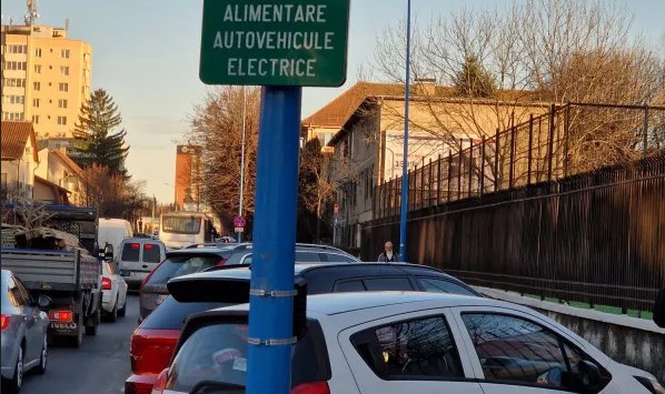 Primăria Braşov a anulat achiziţionarea a 45 de staţii electrice. Un PNRR întârziat, nu mai sunt bani
