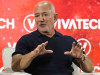 Jeff Bezos va deveni acţionar al clubului FC Liverpool