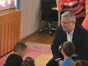 Familiile care nu au prins loc în creșele din Brașov, așteptați să depună dosarul pentru sprijinul financiar de 850 de lei. Pentru 680 de locuri libere în creșe s-au depus 1.300 de dosare