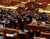 Amânare şi anulare: Educaţia, sub asediul haosului creat de parlamentari