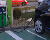 Feldioara: Localnicii vor avea gratuitate la încărcarea maşinilor electrice  