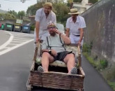 „Făr` de griji”. Judecat la Braşov, dă lecţii din Medeira