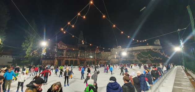 Pregătiri pentru iarnă: Patine noi pentru patinoarul de la Olimpia 