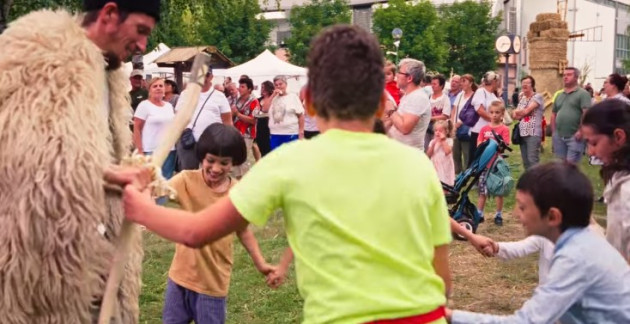 După trandafiri, bulzul. Încă un festival nou la Râșnov