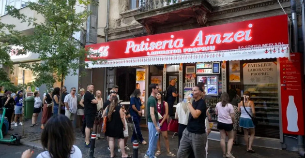 Scandalul merdenelelor, cea mai nouă „bătălie” online