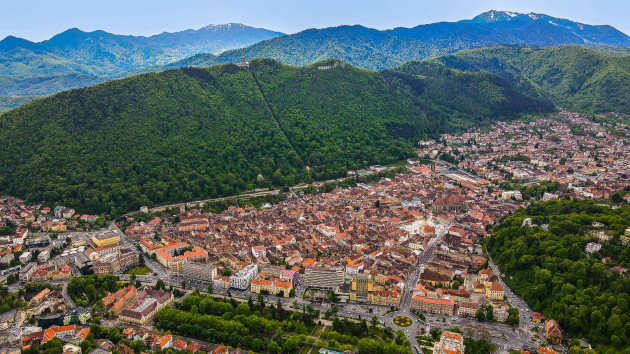 Primăria Brașov caută chiriași pentru spații comerciale și de locuit. Taxele de participare sunt de 300 lei sau 600 de lei