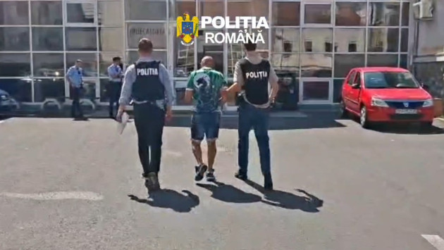 Săcelean arestat după ce a dat două spargeri în Braşov