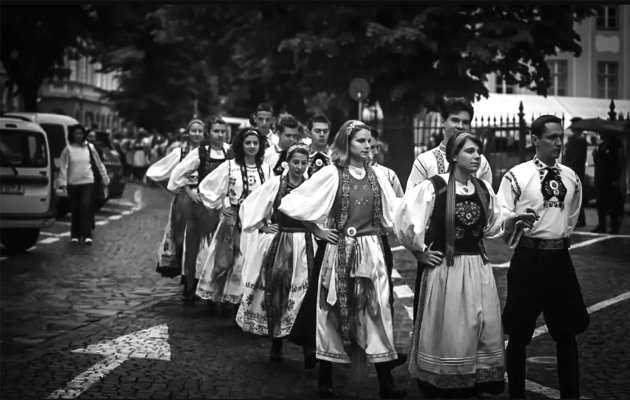 Costumul istoric săsesc, „vedetă”  la Cincşor