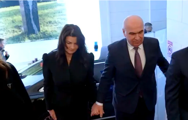 Legea-i doar pentru neveste, şefii ţării, în concubinaj