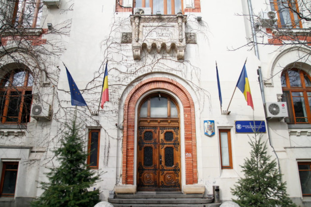 Ministerul Educaţiei anunţă măsuri pentru îmbunătăţirea rezultatelor la Evaluarea Naţională. Deocamdată, pe hârtie 