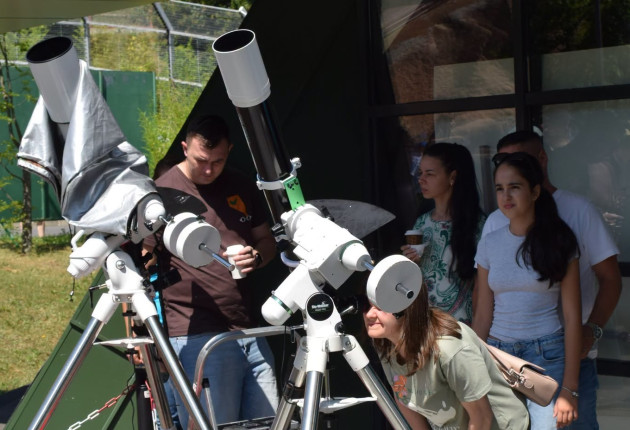 Soarele văzut de aproape. Planetariul „Cosmonaut Dumitru Prunariu” a început evenimentul „Săptămâna Soarelui”