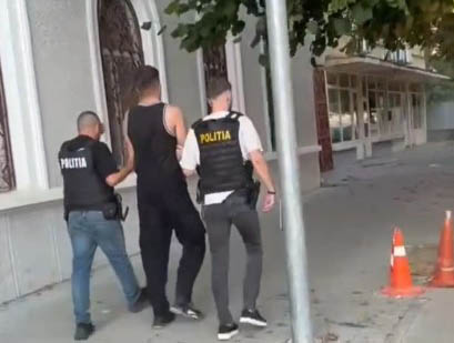 Pentru cine-l oprea, îl amenința cu pistolul. Parcursul individului din Părău, plecat tâlhar la drumul mare