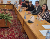 75 de tineri vulnerabili, ajutaţi să-şi găsească „Viitorul ACASĂ”