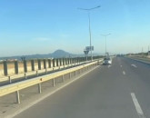 Bătrâna doamnă, pe sens opus. A făcut „savoare” pe facebook, dar IPJ a considerat că e timpul de un test pentru toţi: ce faci dacă intri pe sens opus pe autostradă?