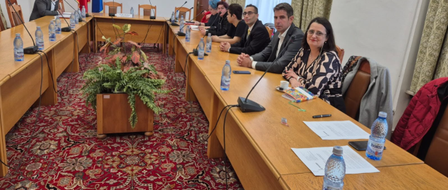75 de tineri vulnerabili, ajutaţi să-şi găsească „Viitorul ACASĂ”
