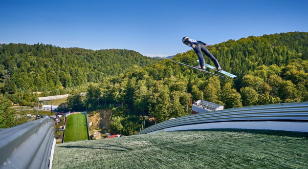 80 de sportivi din 19 ţări sunt aşteptaţi la Râşnov, la FIS Ski Jumping Summer Grand Prix