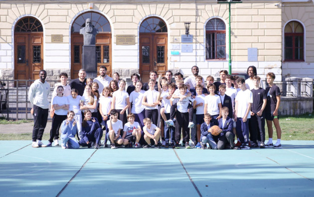 Proiectul „Inspiră prin sport” a ajuns la Colegiul Naţional „Andrei Şaguna”