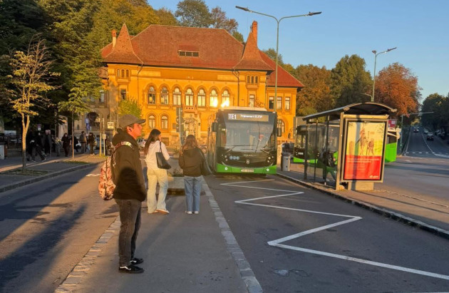 7 septembrie - RATBV revine la programul „de şcoală”. 8 septembrie - reintră pe traseu autobuzele speciale pentru elevi